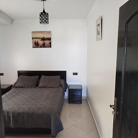Apartment Corniche Ksar Sgher Ksar es Sghir Exterior foto